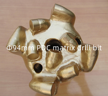 94mm เมทริกซ์ ร่างกาย PDC สว่านสำหรับเจาะหินขัดที่หักยาก